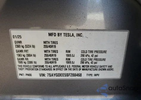 2025 Tesla Model Y from USA, damaged, VIN 7SAYGDEE5SF288468